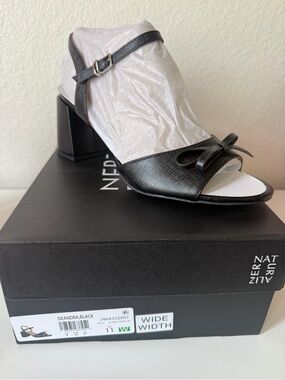 Naturalizer Black Leather Open-Toe Block Heel Sandals size 11w new
